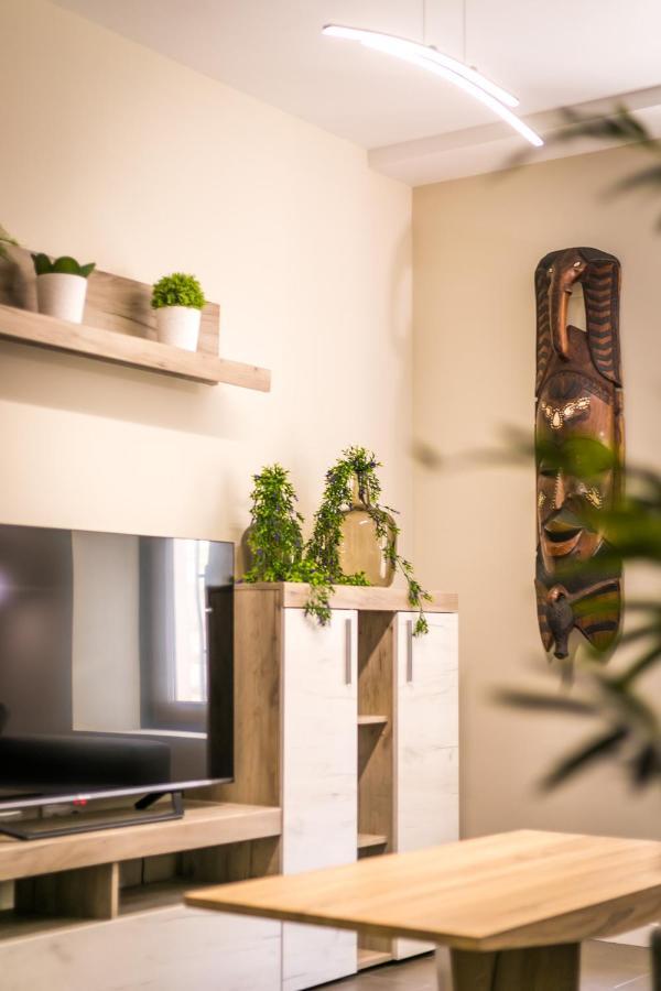 Centrico Y Moderno Con Piscina Y Parking Apartment Jaen Exterior photo